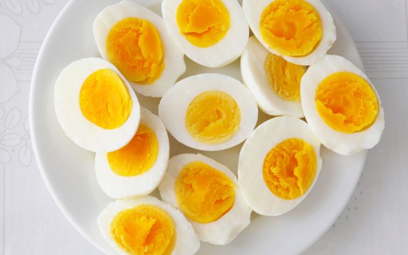 Mọi người không phải ai cũng biết được những gì không nên làm khi chọn luộc trứng. Chúng tôi chia sẻ cho mọi người nên tránh những việc làm sai lầm khi luộc trứng thường mắc phải