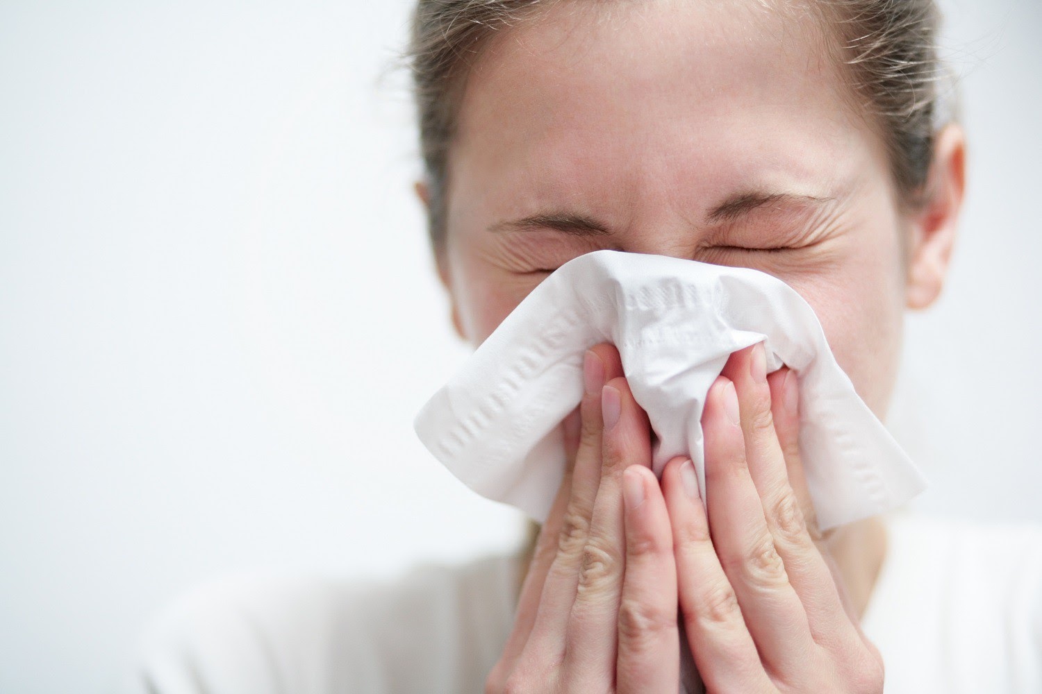 Cần phân biệt đượctriệu chứng của cảm cúm và cảm lạnh để điều trị hiệu quả