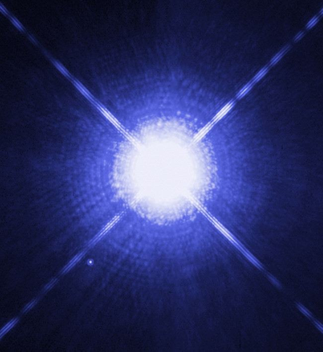 Ngôi sao lùn trắng kì lạ nhỏ bằng mặt trăng nặng hơn 1,35 mặt trời